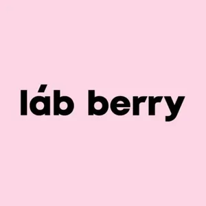 láb berry | цветы и клубника в шоколаде