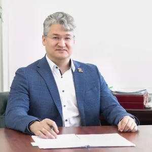 Андрей Панов