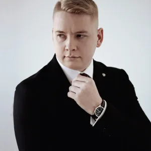 Николай Усов