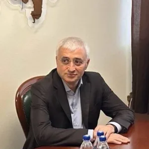 Зураб Макиев
