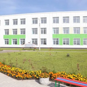 Хомутово школа1